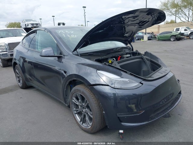 2025 TESLA MODEL Y 7SAYGDED5SF271337 Photo 0