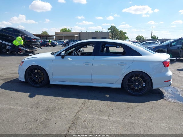 Audi 2016 2016 WAUB1GFF3G1067297 Image 14