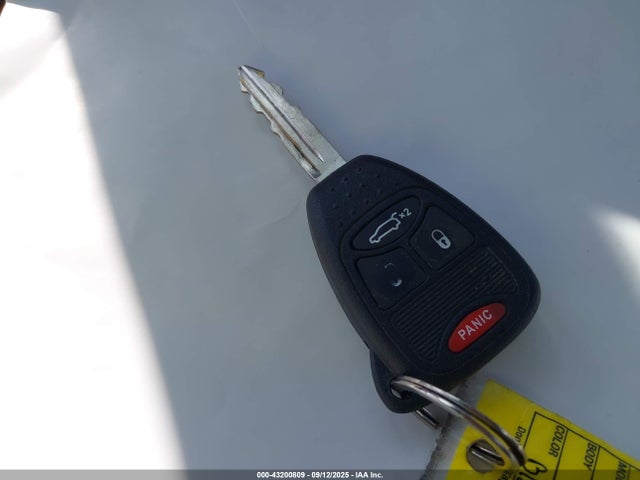 Chrysler 200 LX 2014 1C3CCBAB2EN146589 Image 11