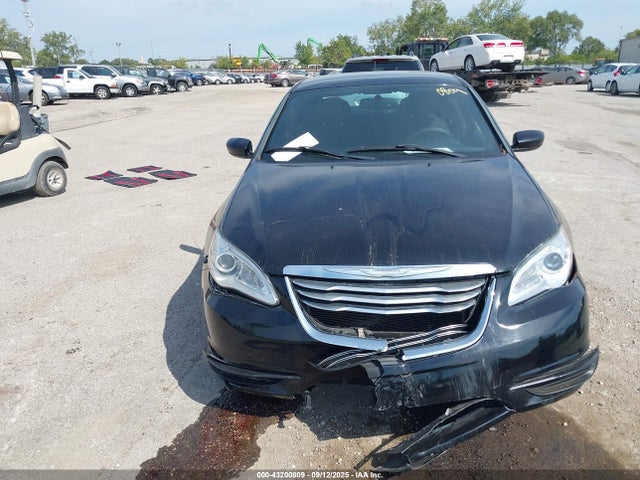 Chrysler 200 LX 2014 1C3CCBAB2EN146589 Image 12