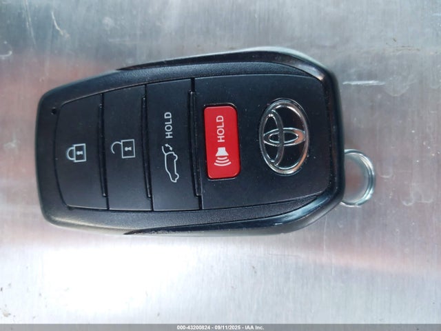 Toyota Corolla Cross Xle 2025 7MUDAAAG9SV125813 Image 11