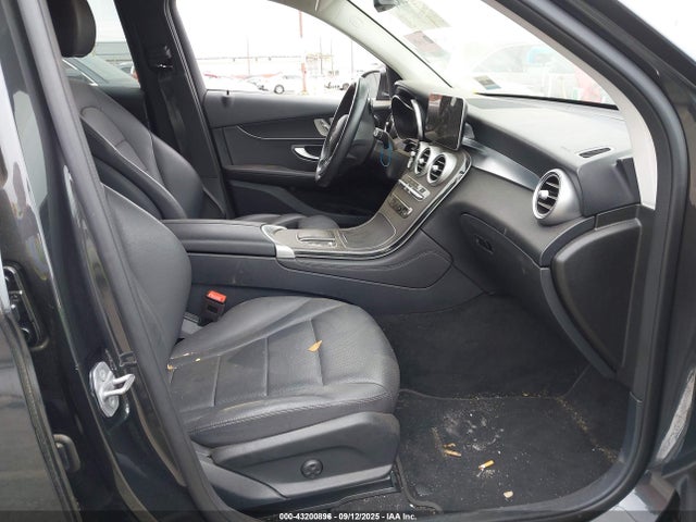 W1N0G8DB4MF916942 Mercedes-Benz m264