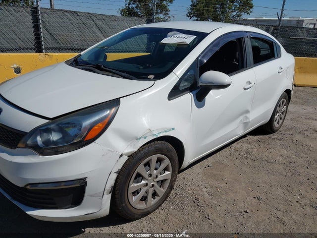KIA gamma 2016 KNADM4A32G6681305 Image 12