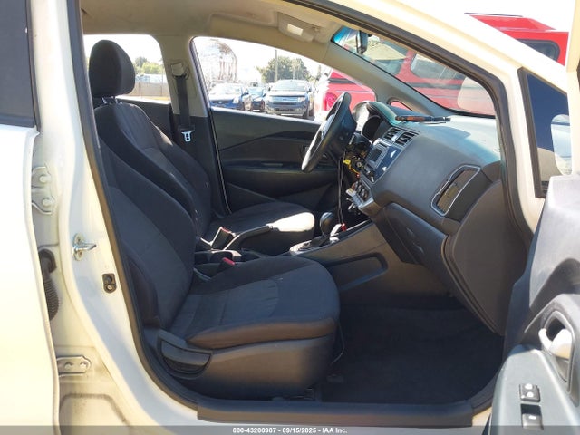 KIA gamma 2016 KNADM4A32G6681305 Image 5