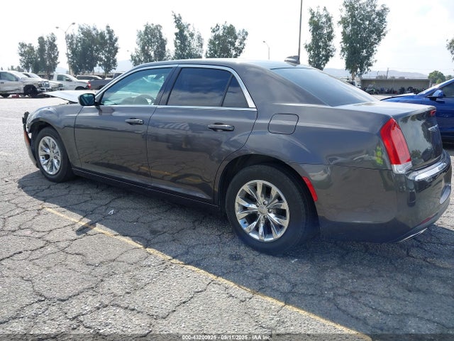 2C3CCAAG0JH340238 Chrysler 2018