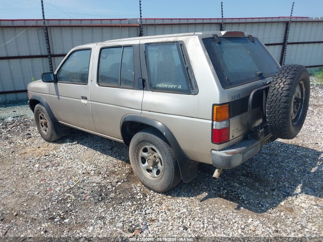 1995 NISSAN PATHFINDER JN8HD17S4SW062977 Photo 2