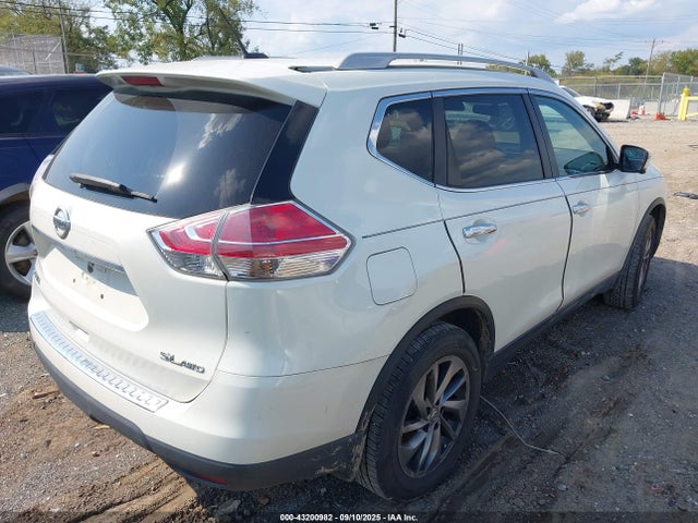 Nissan Rogue 2015 5N1AT2MVXFC811496 Image 4