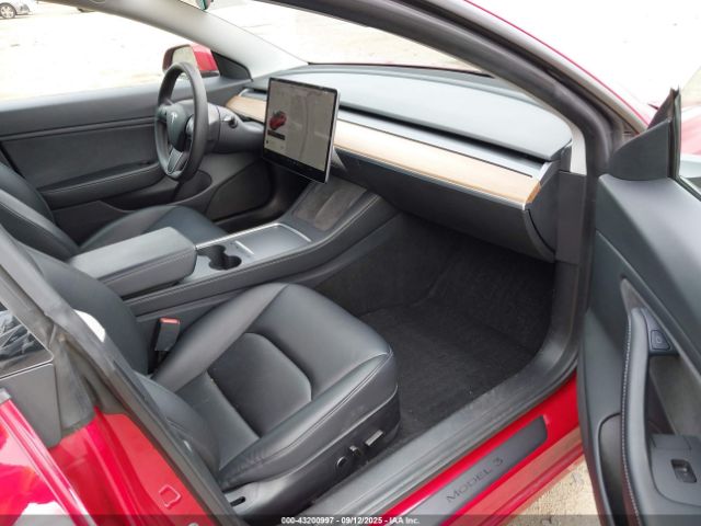 2021 TESLA MODEL 3 5YJ3E1EB0MF938473 Photo 4