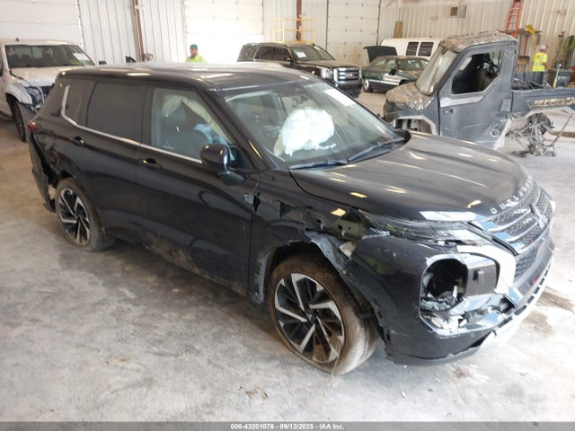 2022 MITSUBISHI OUTLANDER JA4J4UA86NZ065291 Photo 0