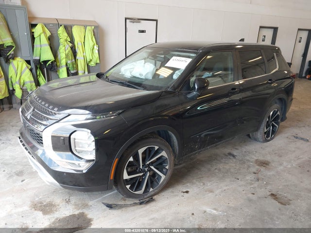 2022 MITSUBISHI OUTLANDER JA4J4UA86NZ065291 Photo 1