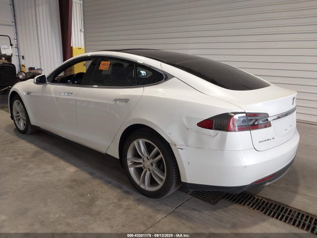 2015 TESLA MODEL S 5YJSA1E27FF112701 Photo 5