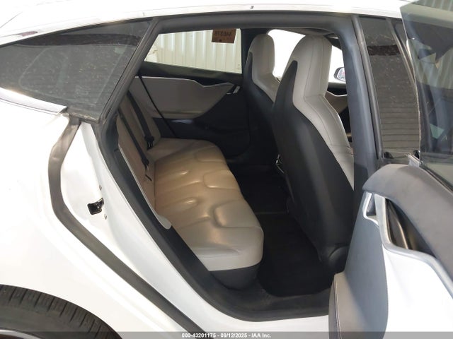 2015 TESLA MODEL S 5YJSA1E27FF112701 Photo 7