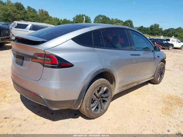 2026 TESLA MODEL X 7SAXCBE52TF472585 Photo 3