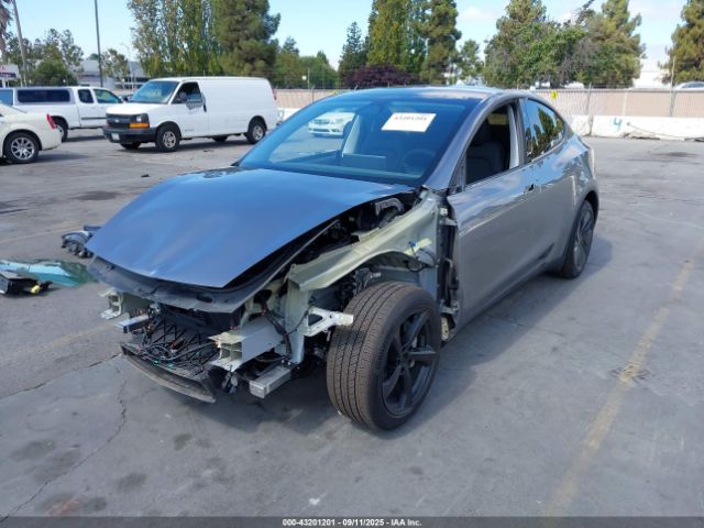 2026 TESLA MODEL Y 7SAYGDEE9TF357034 Photo 5