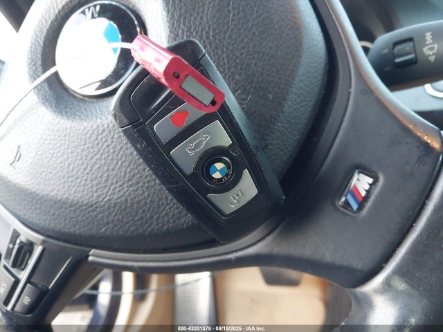Продаж на аукціоні авто 2013 Bmw 550i Xdrive, vin: WBAFU9C56DDY72317, номер лоту: 43201378