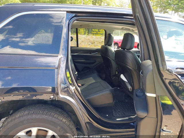 1C4RJHBG2P8900262 Jeep Grand Cherokee