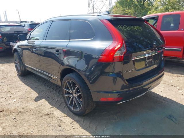 2015 VOLVO XC60 YV440MDM1F2734081 Photo 2