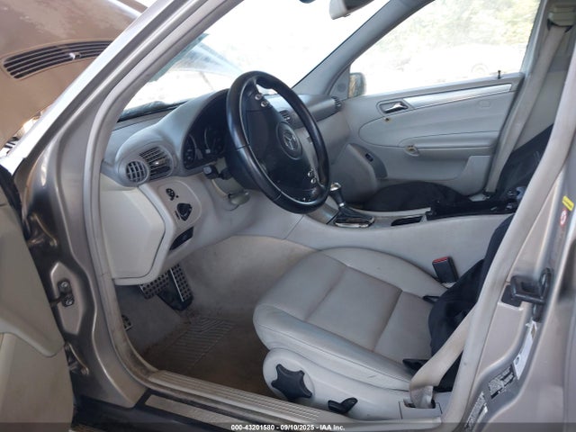 43201580 :رقم المزاد ، WDBRF52H76E022013 vin ، 2006 Mercedes-benz C 230 Sport مزاد بيع