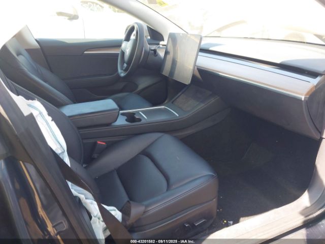 2023 TESLA MODEL 3 5YJ3E1EAXPF417420 Photo 4