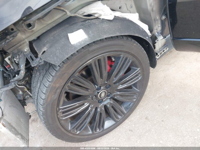 Land Rover aj133 s/c 2022 SALWR2SE4NA205058 Image 12