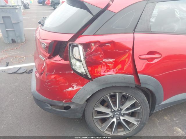 2017 MAZDA CX-3 JM1DKFC76H0161102 Photo 5