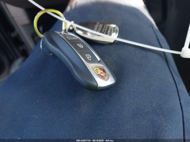 2019 PORSCHE CAYENNE WP1AA2AY6KDA13900 Photo 10