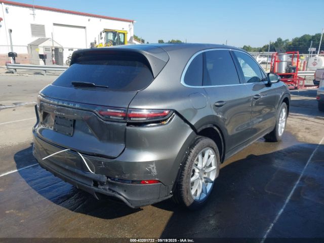 2019 PORSCHE CAYENNE WP1AA2AY6KDA13900 Photo 3