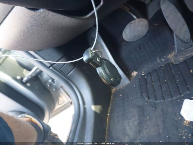 2010 MINI COOPER CLUBMAN WMWML3C53ATX37918 Photo 10