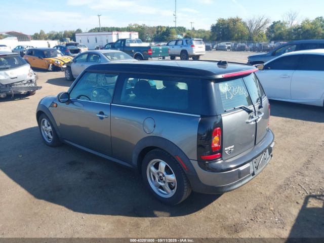 2010 MINI COOPER CLUBMAN WMWML3C53ATX37918 Photo 2