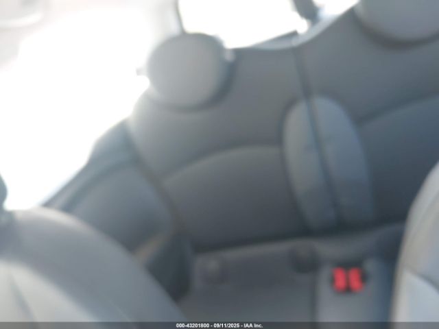 2010 MINI COOPER CLUBMAN WMWML3C53ATX37918 Photo 7