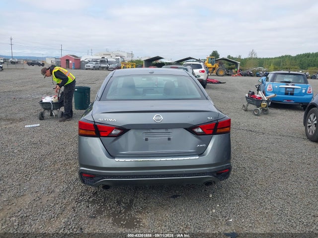Nissan 2022 2022 1N4BL4EW4NN404195 Image 16
