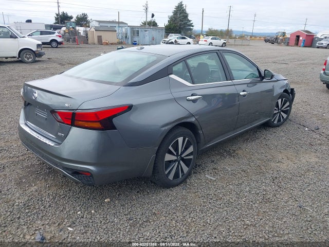 Nissan 2022 2022 1N4BL4EW4NN404195 Image 4