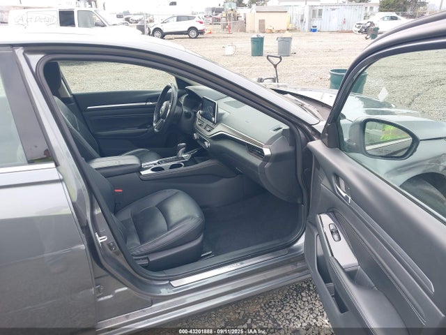 Nissan 2022 2022 1N4BL4EW4NN404195 Image 5
