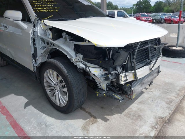 2024 CADILLAC XT4 1GYAZAR48RF114290 Photo 5