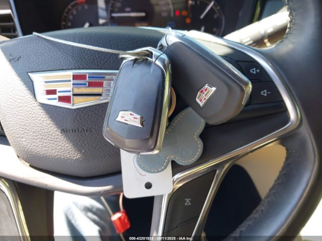 2017 CADILLAC XT5 1GYKNARS6HZ108483 Photo 10