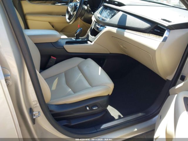 2017 CADILLAC XT5 1GYKNARS6HZ108483 Photo 4