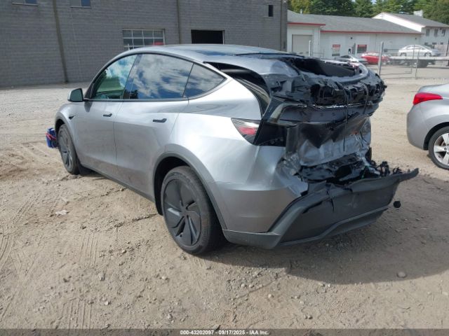 2026 TESLA MODEL Y 7SAYGDEE1TF326764 Photo 2