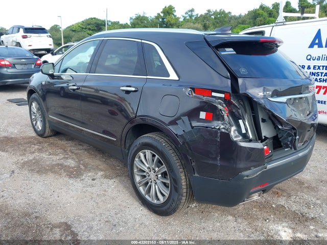 2017 CADILLAC XT5 1GYKNDRS9HZ160935 Photo 2