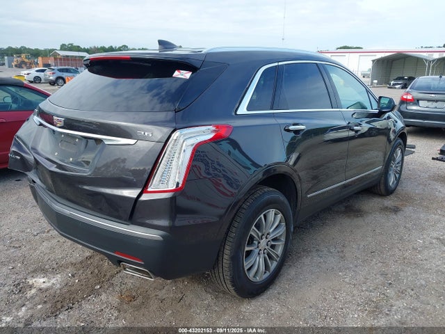 2017 CADILLAC XT5 1GYKNDRS9HZ160935 Photo 3