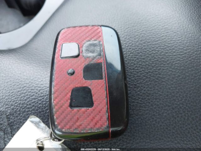 2017 JAGUAR F-PACE SADCJ2BV9HA091679 Photo 10