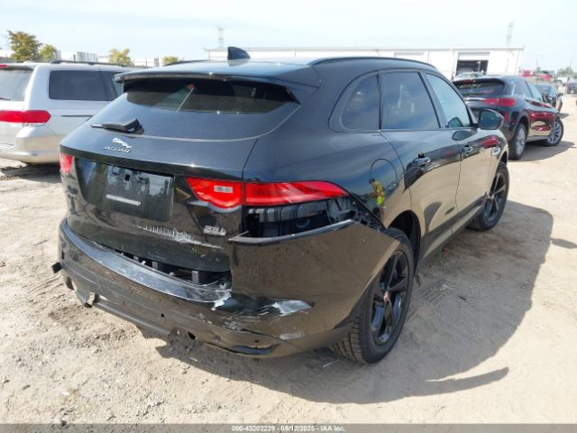 2017 JAGUAR F-PACE SADCJ2BV9HA091679 Photo 3