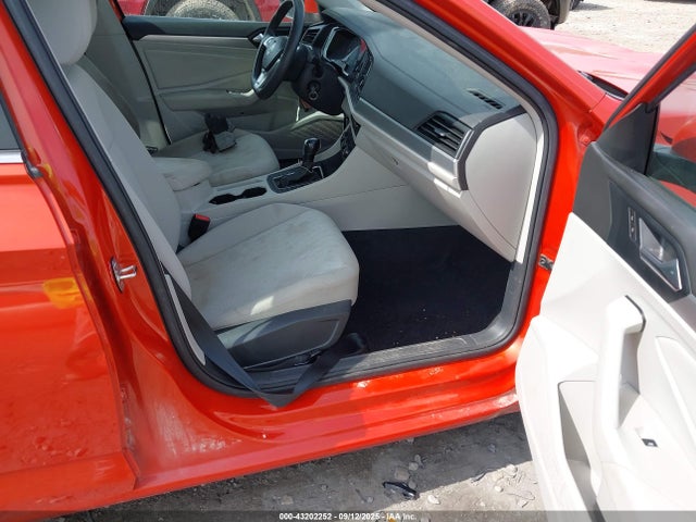 3VWC57BU3KM095769 Volkswagen 1.4 tsi