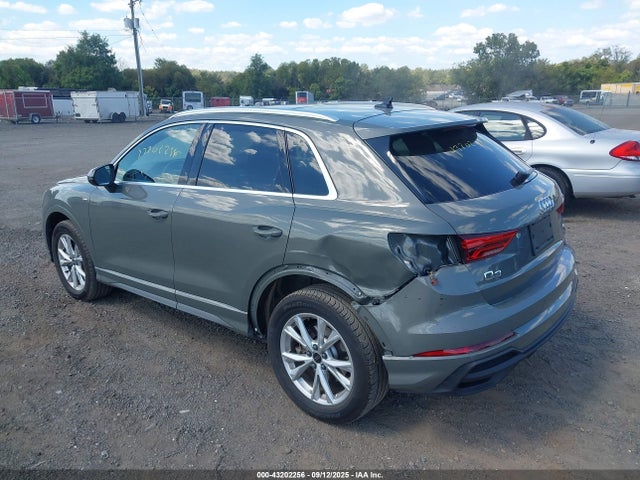 2025 AUDI Q3 WA1DECF39S1057116 Photo 2
