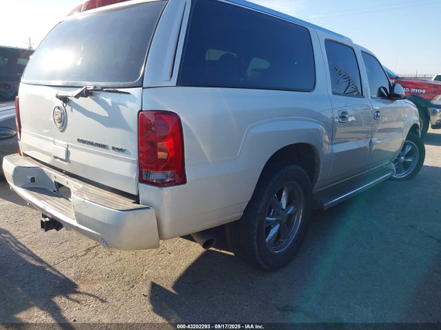 2006 CADILLAC ESCALADE ESV 3GYFK66N86G112196 Photo 3