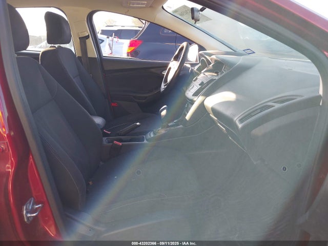 1FADP3K28GL230283 Ford Focus