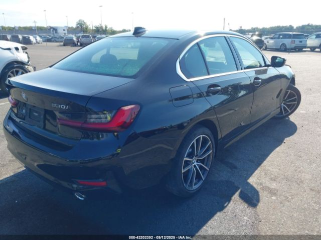 2022 BMW 330I 3MW5R7J02N8C44990 Photo 3
