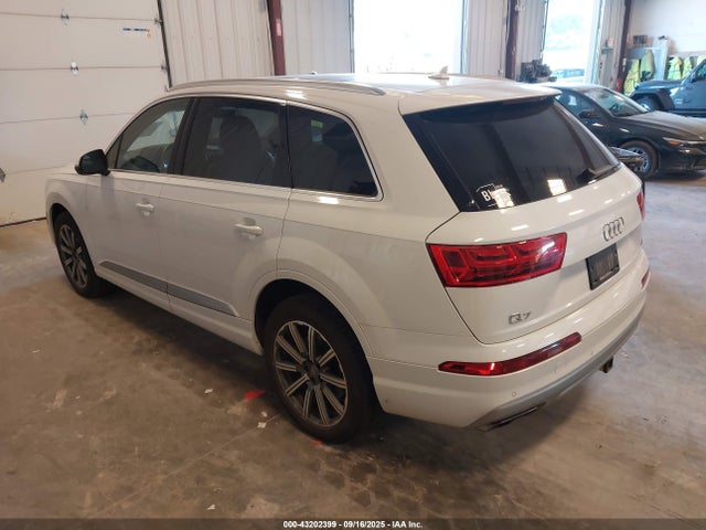 2018 AUDI Q7 WA1VAAF79JD009152 Photo 2
