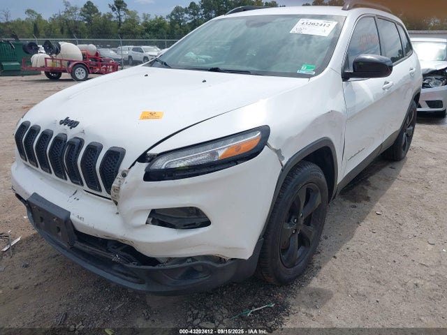 1C4PJMCB0GW187117 Jeep Cherokee