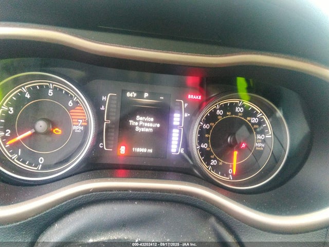 1C4PJMCB0GW187117 Jeep Cherokee