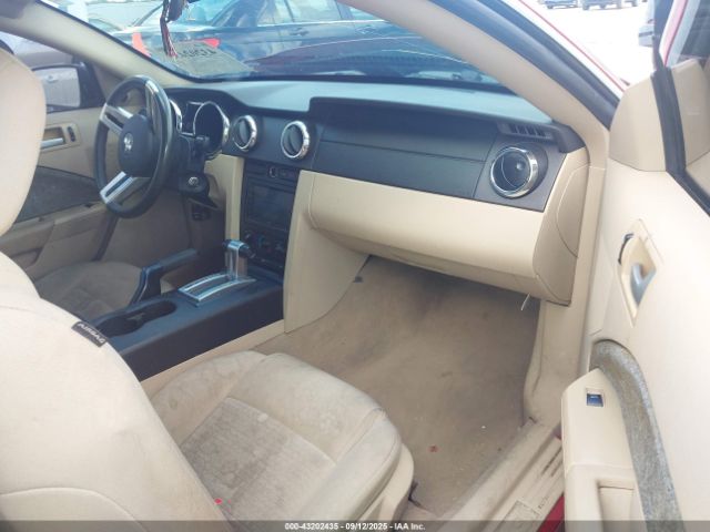 2009 FORD MUSTANG 1ZVHT80N195114641 Photo 4